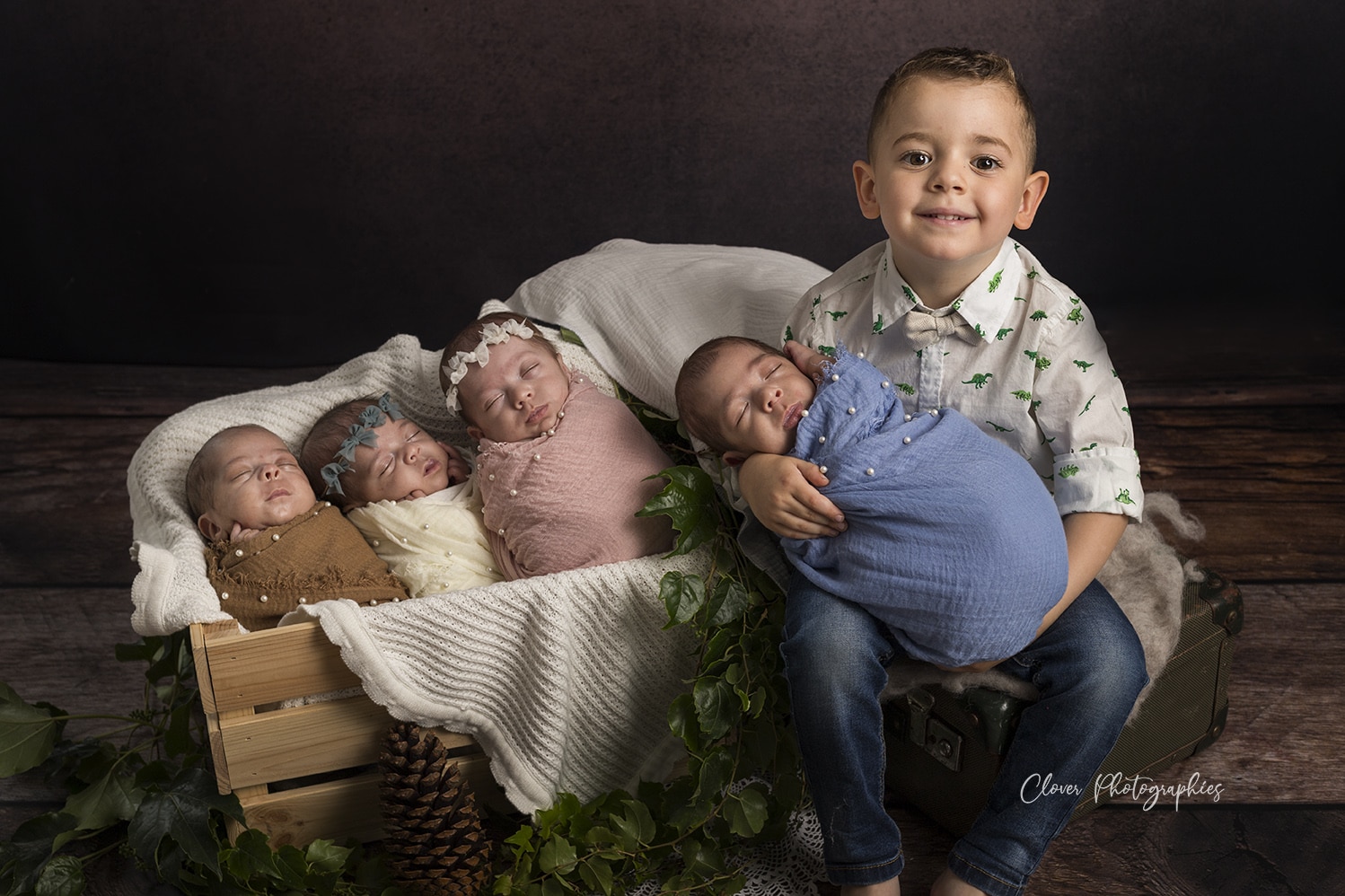 Seance Photo Naissance Et Bebe Quadruples A Strasbourg Clover Photographies Seance Photo Naissance Et Bebe Quadruples A Strasbourg Clover Photographies
