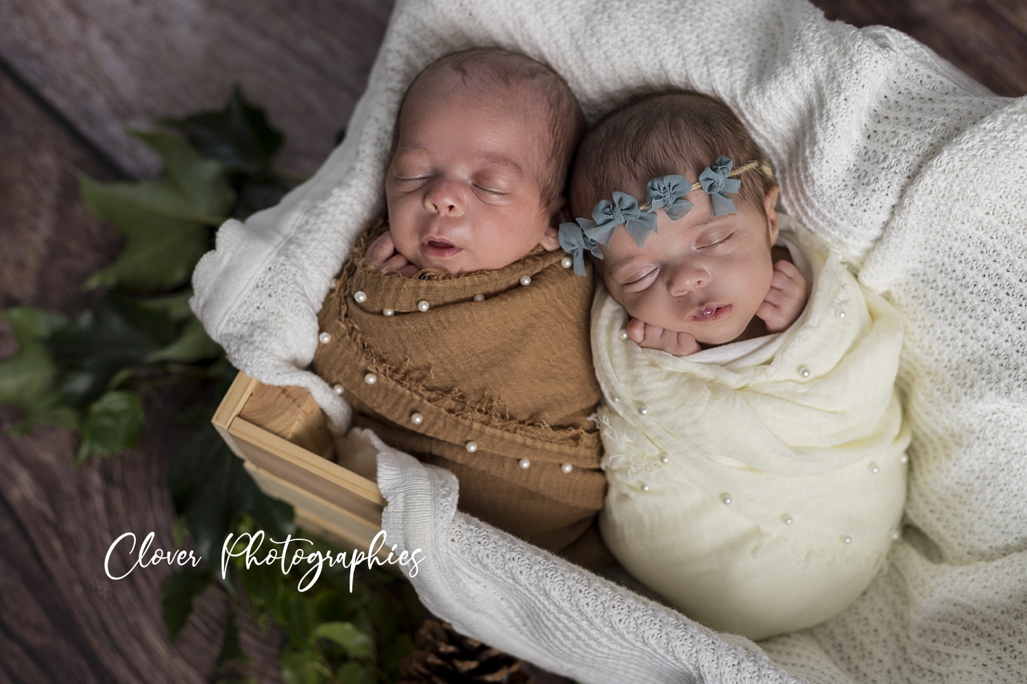 Seance Photo Naissance Et Bebe Quadruples A Strasbourg Clover Photographies Seance Photo Naissance Et Bebe Quadruples A Strasbourg Clover Photographies