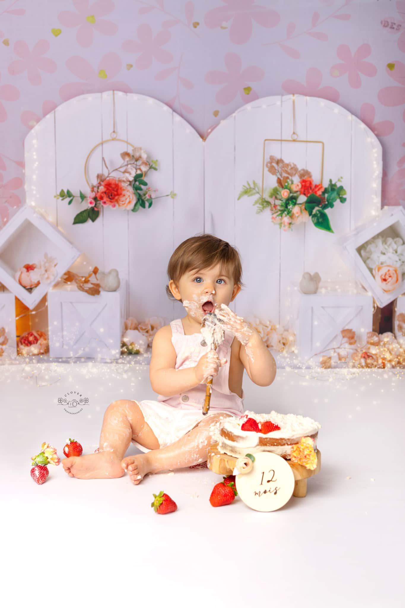 Séance photo bébé anniversaire smash the cake - strasbourg - clover photographies