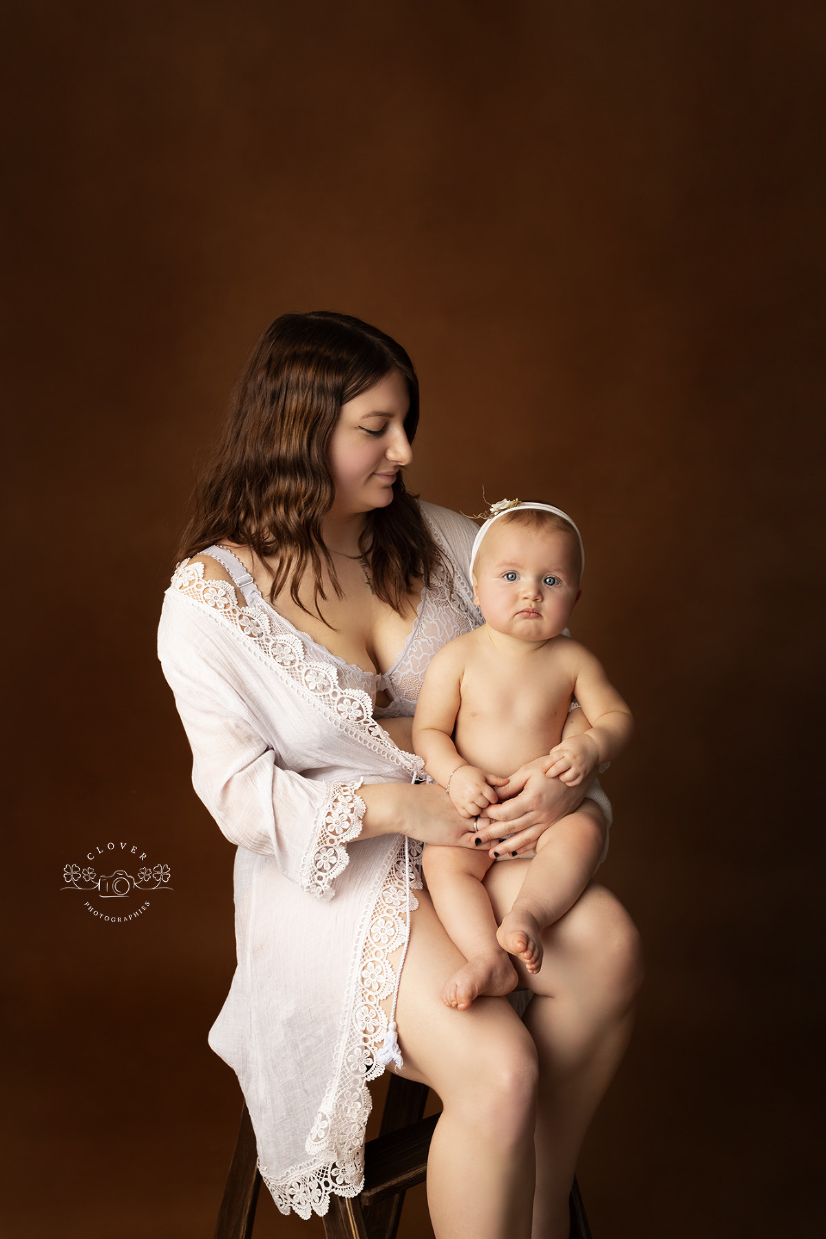 Séance photo bébé allaitement maman - Strasbourg Truchtersheim - photographe enfant - clover photographies