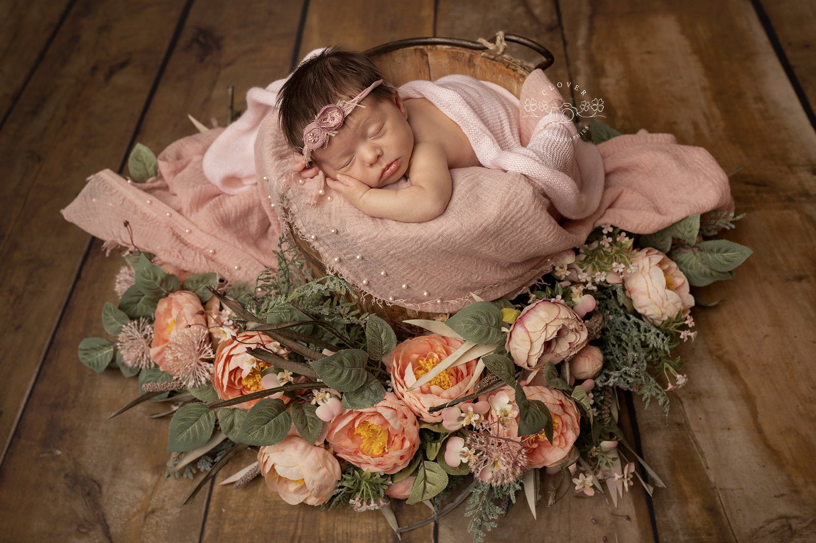 Séance photo Naissance Photographe bébé Strasbourg Selestat Obernai Truchtersheim Molsheim - Clover Photographies