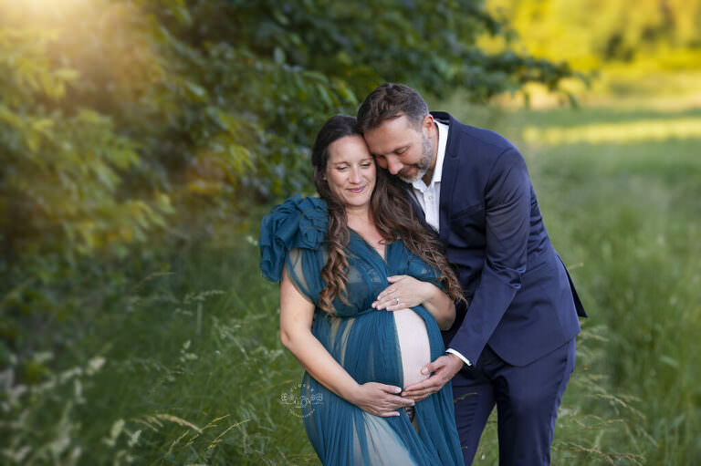 séance photo grossesse, femme enceinte shooting photo, photographe strasbourg obernai molsheim clover photographies