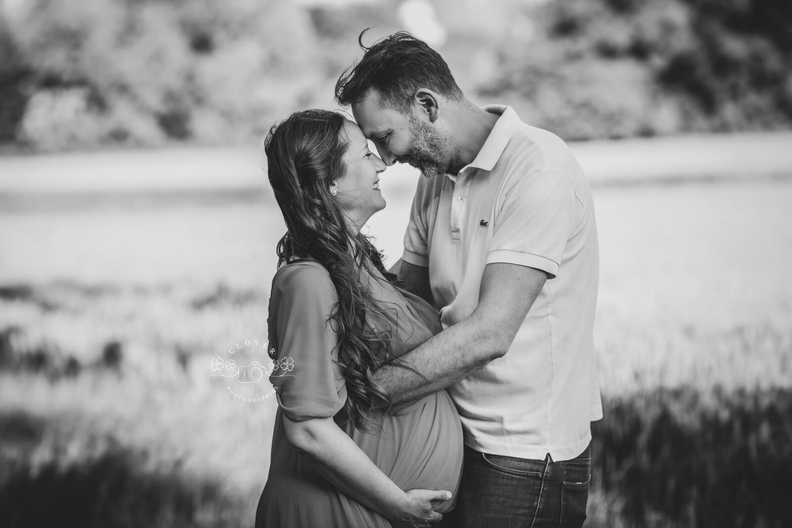 séance photo grossesse, femme enceinte shooting photo, photographe strasbourg obernai molsheim clover photographies