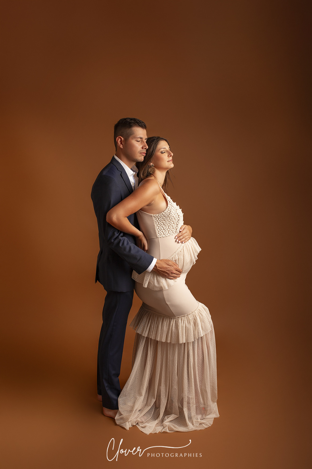 séance photo grossesse studio shooting femme enceinte photographie strasbourg truchtersheim obernai molsheim ittenheim maternité clover photographies