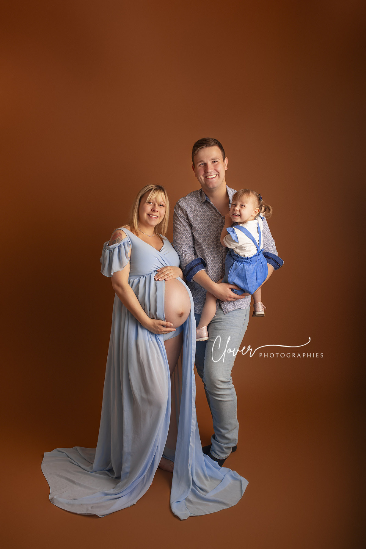 séance photo grossesse studio shooting femme enceinte photographie strasbourg truchtersheim obernai molsheim ittenheim maternité clover photographies