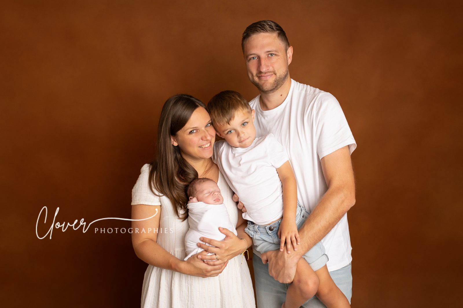 séance photo naissance shooting photo bébé famille photograhe strasbourg truchtersheim obernai molsheim ittenheim maternité clover photographies